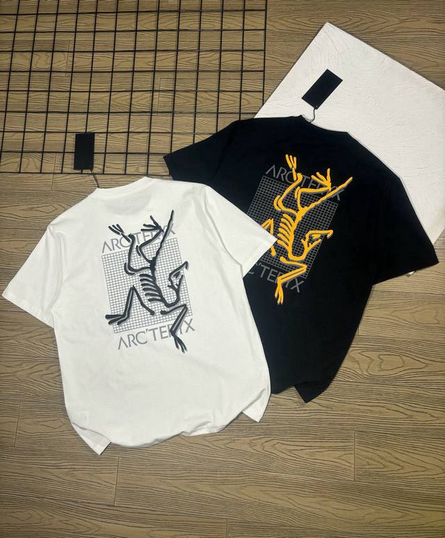 始祖鸟 Arc'teryx始祖鸟网格纹大Logo印花短袖纯棉男女同款T恤 前胸印花Logo字母，后幅印花始祖鸟Logo， 胸前以及后背Logo进口数码机器印花