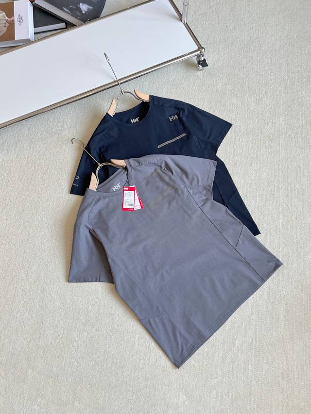 Helly Hansen Hh海丽汉森 25夏新男款Hp防晒速干凉感透气立体版型圆领短袖T恤 顶级版本 随意对比专柜做工版型，混卖级别！ 秒杀任何版本！ 专柜款