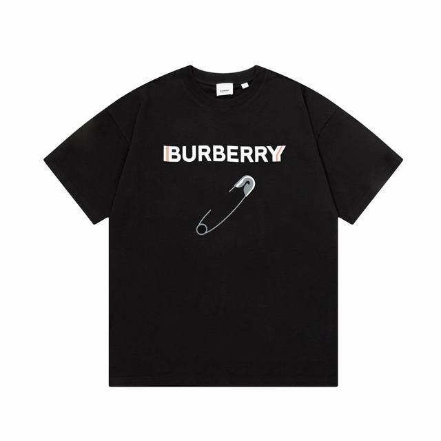 Burberry 巴宝莉 别针字母印花 大Logo经典识标印花精致升级 灵感源自八十年代复古 原版面料 官方同款 短袖T恤 定制310克同缸染面料 手感非常舒服