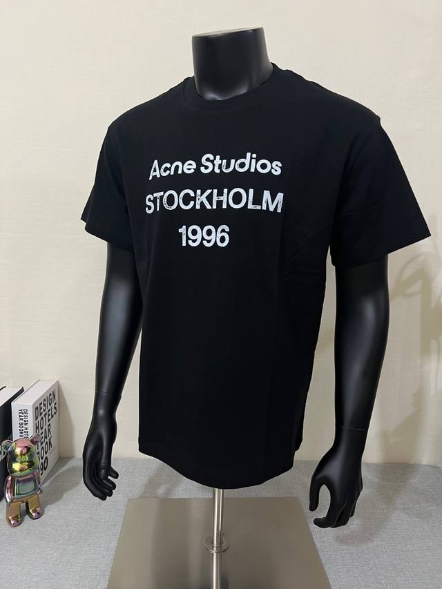 Acnestudios 艾克妮 顶级版本 官网同步2025Ss Acne Studios 1996纪念短袖T恤，破损字母细节与Yb一致，面料选用64支定制240