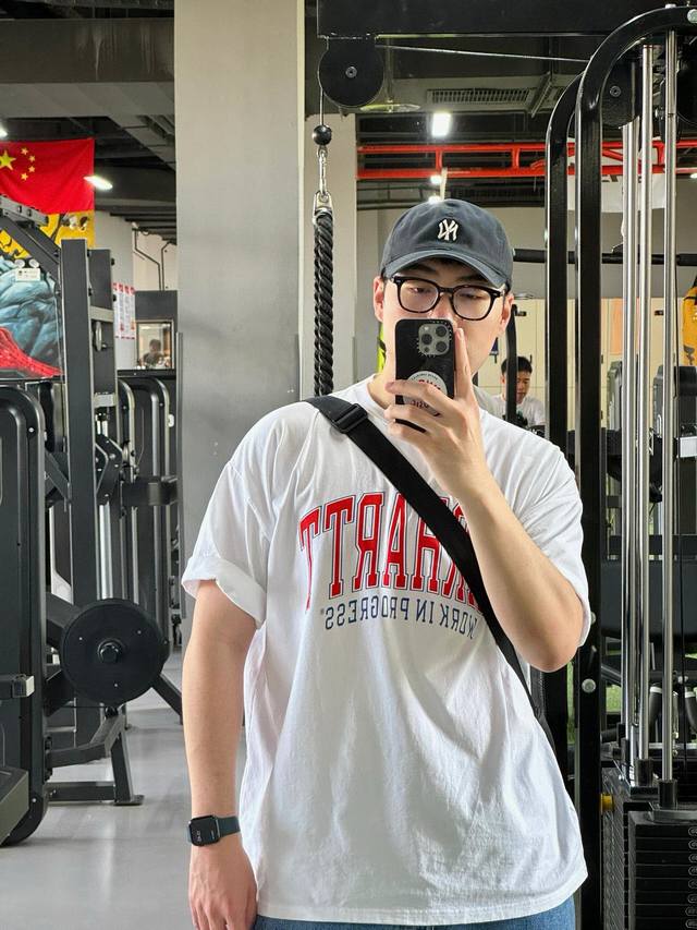 上新 款号: 628# Carhartt Wip卡哈特 Bradley T-Shirt Logo大字母圆领短袖 2025Ss卡哈特新款白敬亭同款印花T！ 今年必