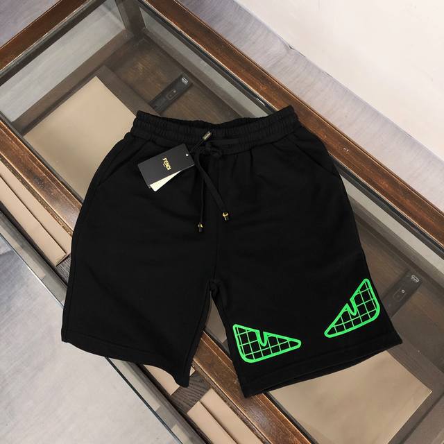 Fen*Di 芬迪 新款休闲短裤～定制卫衣毛圈棉面料，柔软舒适亲肤感极佳，吸汗透气！五金带有标志性Logo！新型荧光色眼睛印花图案！简约休闲款式打造休闲与个性兼