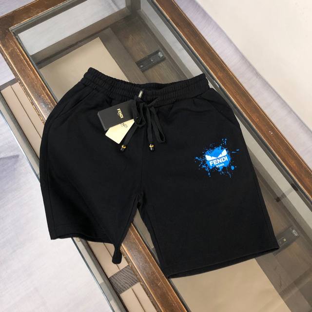 Fendi 芬迪 新款休闲短裤～定制卫衣毛圈棉面料，柔软舒适亲肤感极佳，吸汗透气！品牌标志性印花Logo点缀，简约休闲款式打造休闲与个性兼备的时髦单品，大气且百