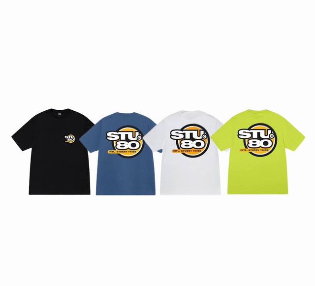 上新款号：S062 Stussy Ss23 Hot 80 Tee 背面印花圆领短袖T恤 原版打造 细节高控 -面料精选230G纯棉面料 手感柔软舒适 吸汗透气.