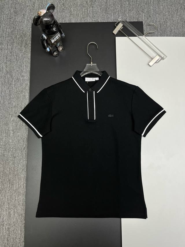 Lacoste 鳄鱼 刺绣新款Polo衫 原版面料 原版订制辅料 官方同款 采用210克纯棉珠地面料，定制 同缸染面料 手感非常舒服爽滑 版型挺阔有型 一线品牌