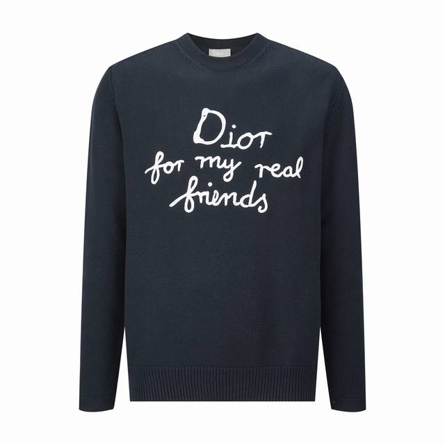 原版开发 顶级版本』 Dior 朋友刺绣针织套头衫 面料：采用16支单纱面料，该款面料为混纺棉纱线织出，搭配7针机器成衣效果更为立体。 工艺：刺绣采用3D立体棉