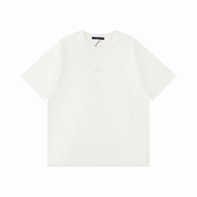 Y027 高版本正确版本 Louis Vuitton*路易威登 Lv 24Ss胸口立体压花字母短袖T恤 采用原板独家定制260克32支双莎纯棉面料 质感非常柔软