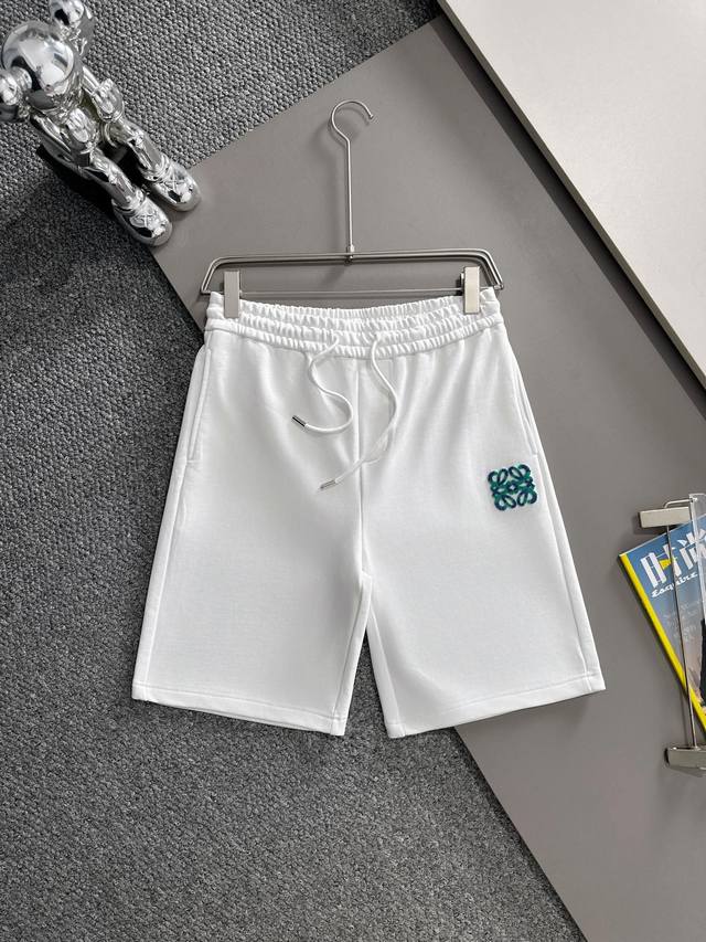套装款！ Loewe 罗意威 2025新款 轻奢主义 牙刷绣Logo 后开袋 男女日常通勤 穿搭必备 休闲短裤 定制毛圈面料 腰标吊牌洗水唛三标齐全 颜色：白色