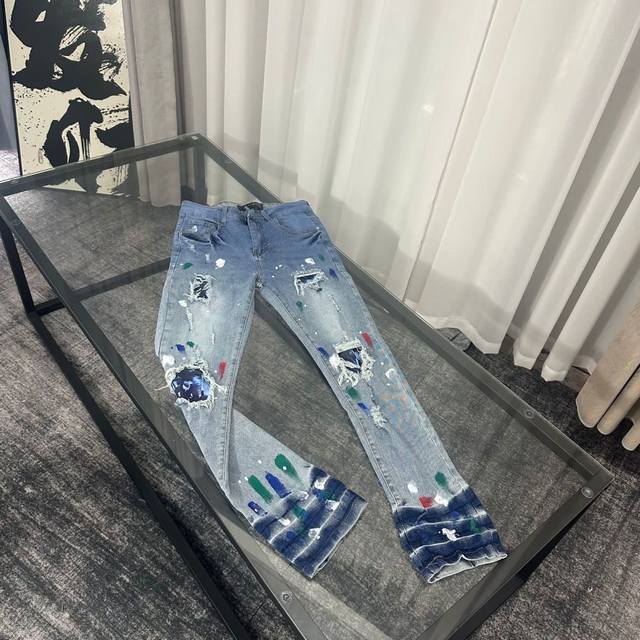 款号Cc883 顶级复刻 Amiri泼墨牛仔裤长裤 Amiri高街基础破洞紧身弹力牛仔裤长裤 Amiriamiri音译为埃米尔，是创始人的名字，Amiri的创始