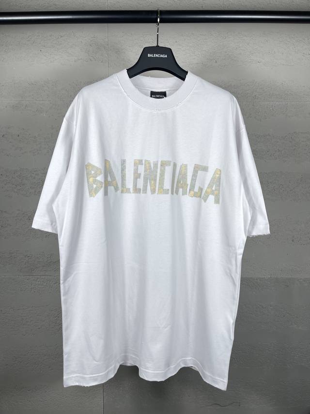 实拍图 顶级版本.官网品质 Balenci*Ga 巴黎.23Ss最新经典款.胶带拉浆印花.成衣水洗磨烂做旧短袖T恤.砖柜同步.面料采用巴黎Zp定织定染全棉双纱紧