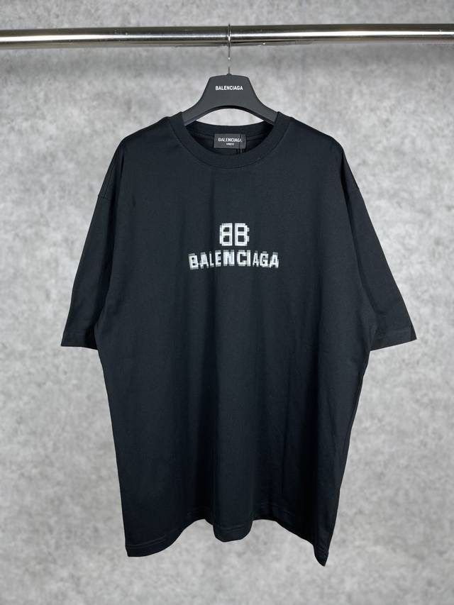 实拍图 顶级版本.官网品质 Balenci*Ga 巴黎.经典款. Balenci*Ga#幻影Bb直喷印花短袖T恤.砖柜同步 面料采用巴黎Zp定织定染全棉双纱紧密