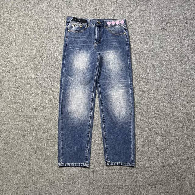 实拍图 T208# Travis Scott Cactus Jack X Fragment Design联名款图案印花水洗牛仔长裤 精选纯棉牛子面料 诚意手感柔