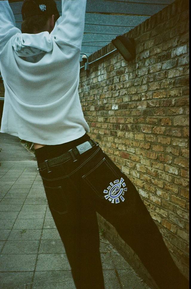 Ad305# 细节图 Adwysd Heavy Duty Unisex Denim 灰标太阳卷牛子裤 Color：灰标黑印蓝 灰标黑印紫 Size：S M L