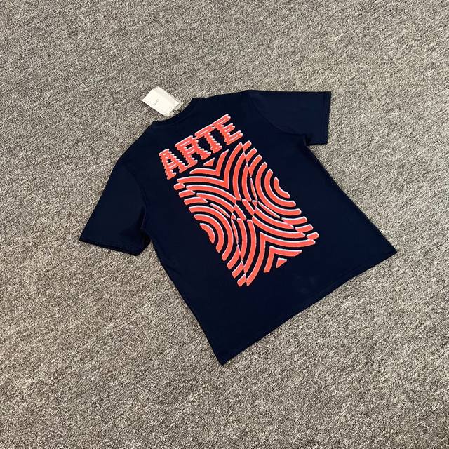 Art-208#实拍图 Arte Printed Squeere Navy T Shirt 印花短袖 230G纯棉双纱 订制全套辅料 Color：宝蓝 Size