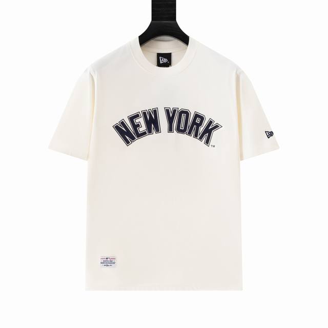 款号Ys123 New Era ×Mlb 纽亦华绣圆领T恤 男女同款，面料260G双纱纯棉！～合身的廓形剪裁，落肩袖设计，简约基础百搭不挑人，上身简洁利落，不起