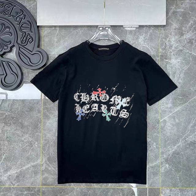 款号Ys34 Ch潮牌男女同款彩色手绘十字架印花短袖休闲百搭宽松情侣款T恤采用定制面料丶1比1配色罗纹丶环保印花。立体感满满的丶250克高克重纯棉面料，细节更佳