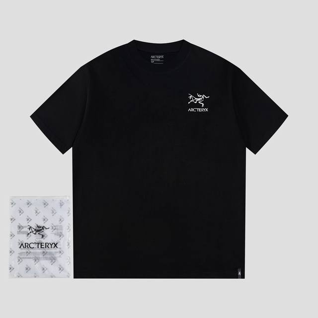 款号Ys60 始祖鸟 Ayc Teryx 2025Fw短袖T恤 小鸟字母Logo印花 高端32S双纱280克面料 重磅面料 定制拉架罗纹同缸同染 三标齐全 男女