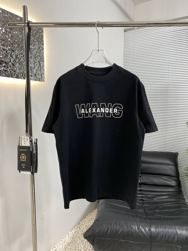 高品质Alexandderwang-亚历山大王新款短袖 爆款爆款！白色珍珠压花工艺 面料采用优质柔软布料 上身效果杠杠好看！Oversize版型 休闲慵懒兼备时
