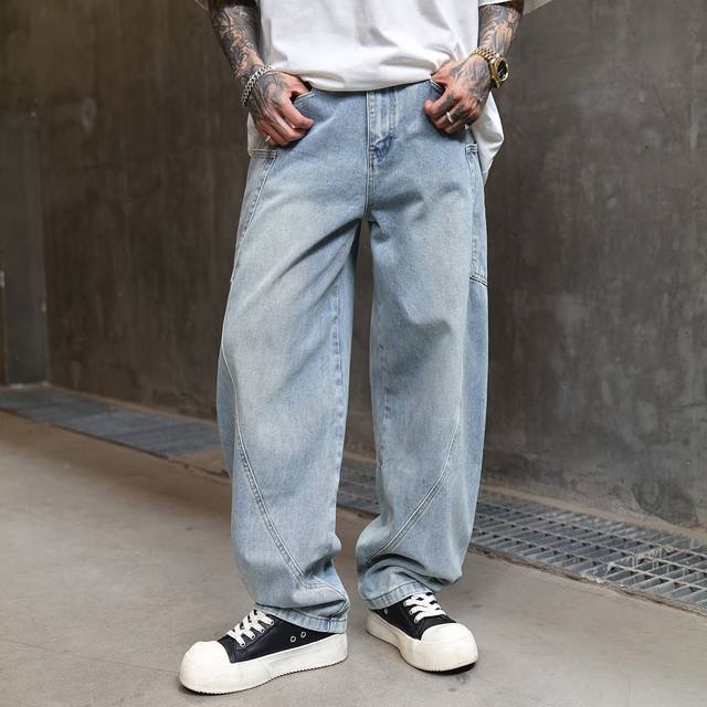 新款潮牌宽松直筒蓝色水洗牛仔裤弯刀裤