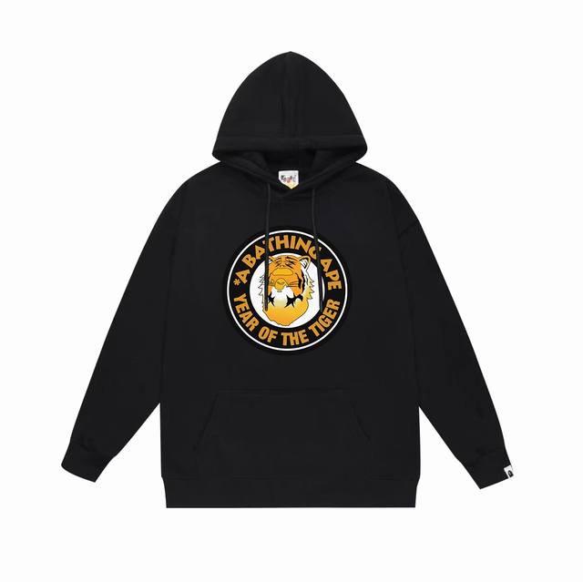 款号Sc637#毛圈 加绒 顶级版本 Bape Ss22虎年限定圆章印花连帽卫衣 采用380克大毛圈430克银狐绒 落肩大版型 面料 质感柔软不起球 进口环保印