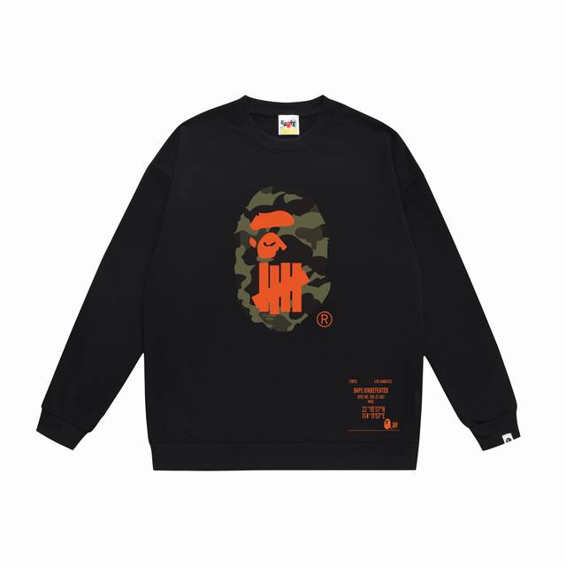 款号Sc362# 顶级版本 Bape 联名Undefeated不败五道杠猿人头印花圆领卫衣 采用350克大毛圈 落肩大版型 面料 质感柔软不起球 进口环保印花胶