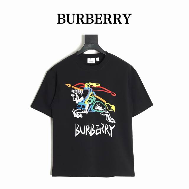 Burberry 巴宝莉 25Ss 彩色战马短袖T恤 面料采用定制240G 26支特滑双股精棉平纹高密无尘全棉布料。前幅高密度加厚，走线平整，代工品质，全套定制