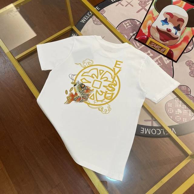 上新， Evisu福神 新款男士樱花铜钱鲫鱼短袖 颜色：白 尺码：S-Xxl S码 肩宽44 胸围96 衣长68 适合身材100-120斤 M码 肩宽46 胸围
