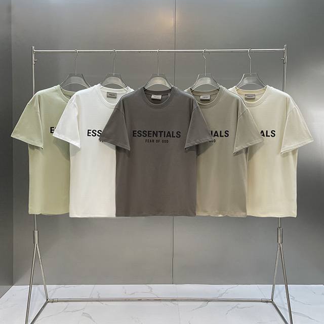 款号F20 六色齐发 Fear Of God Fog Essential胸口硅胶基础印花经典情侣宽松短袖-原单版本 不是纯棉白送 Color：黑色 白色 抹茶绿