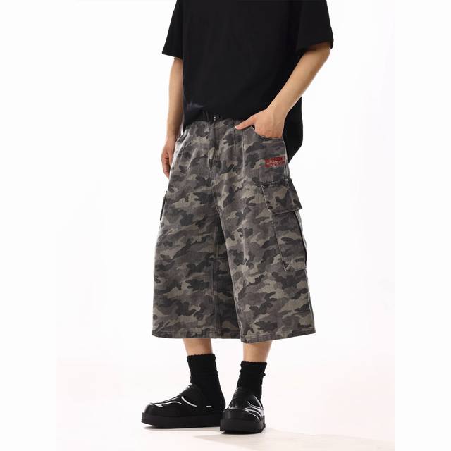 款号-1170 新款平替宽松直筒迷彩7分裤牛仔裤 面料定染 版型大方好看 上身效果很好 男女情侣同款 炸街必备单品 如果您的衣橱里还没有这种款式就赶紧入手一件吧