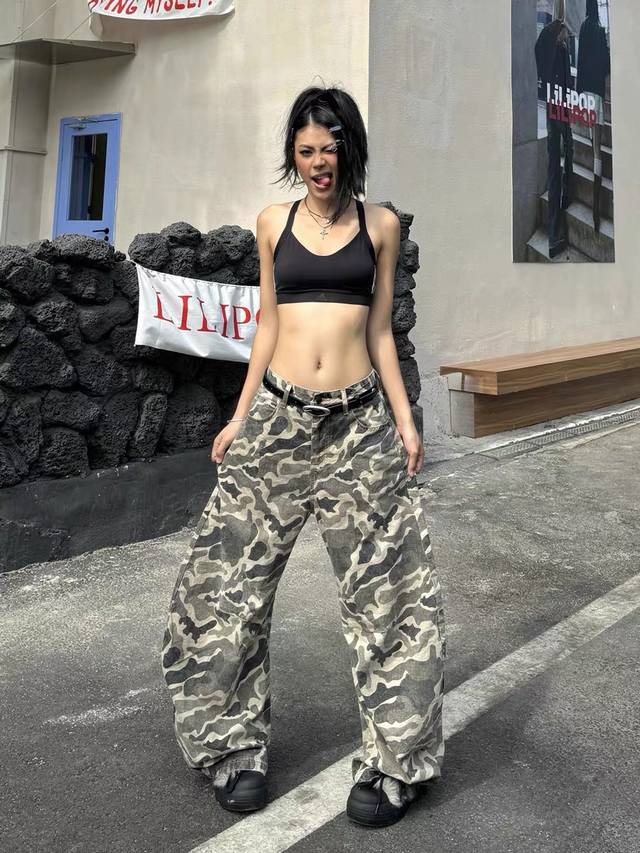 款号-858 自主Cleanfit工装军事风格淡迷彩多功能口袋宽松阔腿迷彩牛仔裤 颜色：迷彩 尺码：M～Xxl