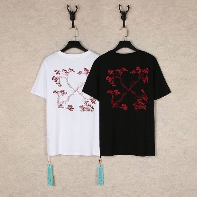1278- 黑色 白色 S M L Xl Off White刺绣T恤里的东方潮流韵致 这次Off White 推出的这两件T恤，真的是让人眼前一亮！基础的黑白两