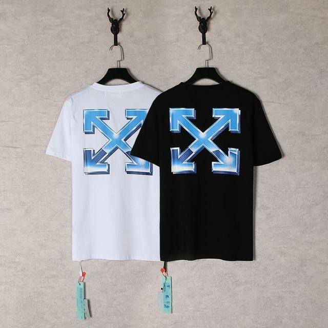 1254- 黑色 白色 S M L Xl 被问爆 的Off Whitet恤，时尚感拉满 先看黑色这件，后背那标志性的大箭头图案，简直是吸睛利器！蓝白渐变的设计，