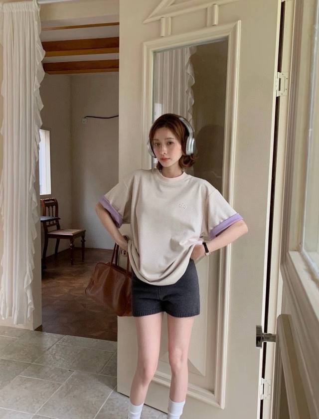 9935 Alo双面穿短袖 蓝色，香芋色，绿色，黄色S M L Xl S 胸围54 衣长69 肩宽53 M 胸围56 衣长71 肩宽54 L 胸围58 衣长73