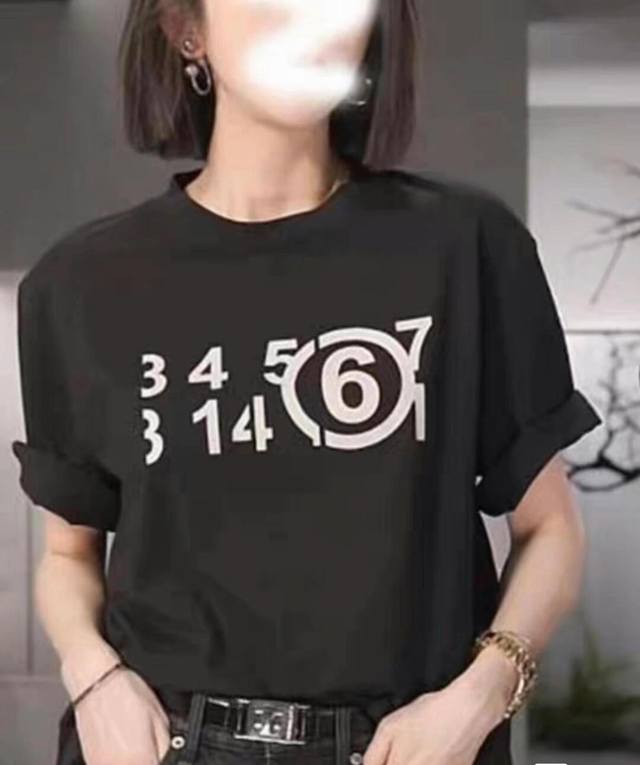 9932 马吉拉喷墨短袖男女同款， 黑灰，白色S M L Xl S 胸围54 衣长69 肩宽53 M 胸围56 衣长71 肩宽54 L 胸围58 衣长73 肩宽
