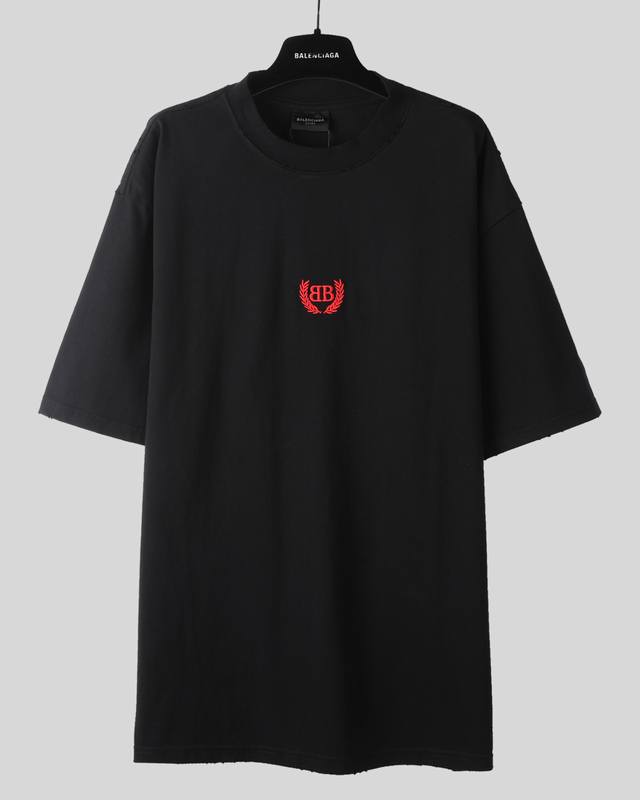 Balenciaga Ss25 市面最高版本 胸前小麦穗刺绣短袖 原版开发定织260G面料 高度还原 洗水处理 手感厚重 质感区别市场货 Size Xs S M