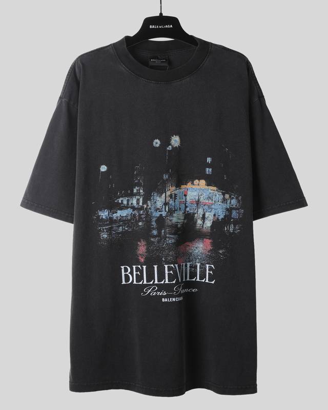 Balenciaga Ss25 市面最高版本 吉塔里亚夜景短袖 原版开发定织260G面料 高度还原 洗水处理 手感厚重 质感区别市场货 Size Xs S M