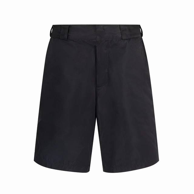 Prada25Ss新款倒三角金属三角标工装短裤 最新款式 高品质面料， 原版五金辅料。上身效果非常好 码数：Xs S M L