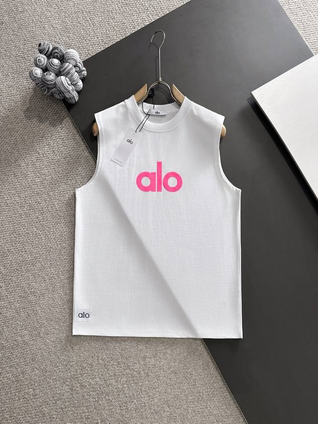 Alo * 市场独家品质 爆款 2025夏款背心上新 原高版本 Alo 面料采用340克高密度定制棉 不变形 不缩水 立体垂感爆表 工艺介绍：前幅采用泡沫印Al