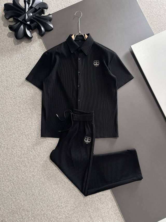 隔天出货 Balenciaga 巴黎世家 高品质 2025春夏新款休闲重工长裤套装 独家Yb开发！高版出品！外单客供进口定制面料 透气舒适度高，细节无可挑剔，品