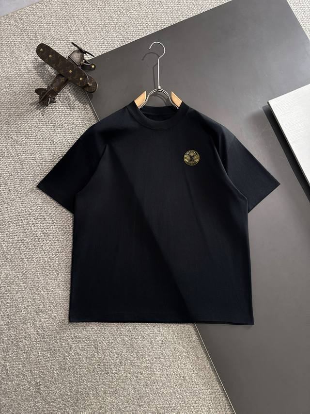 隔天出货 高品质 Louis Vuitton 路易威登Lv 2025春夏新款男款蜡染水洗短袖T恤 精梳重磅洗后双纱面料，高强度面料掂起来手感份量十足，上身也比普