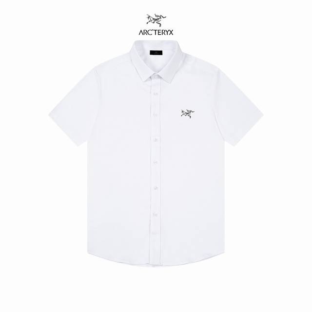 Arcteryx 始祖鸟精美Logo设计高品质短袖衬衫 对版定染面料 上身高级感十足 纯棉竹纤维面料 质量高 男女同款 码数:39-43 M-3Xl