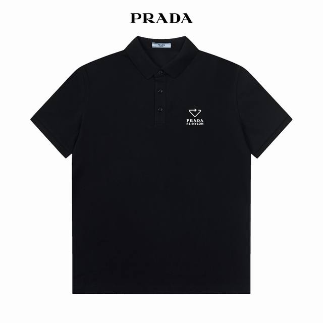 Parda 普拉达徽标Logo 精美Polo衫 升级，灵感源自八十年代复古 原版面料 官方同款 定制 同缸染面料 手感非常舒服 春夏最新砖柜同步 时尚又个性 超