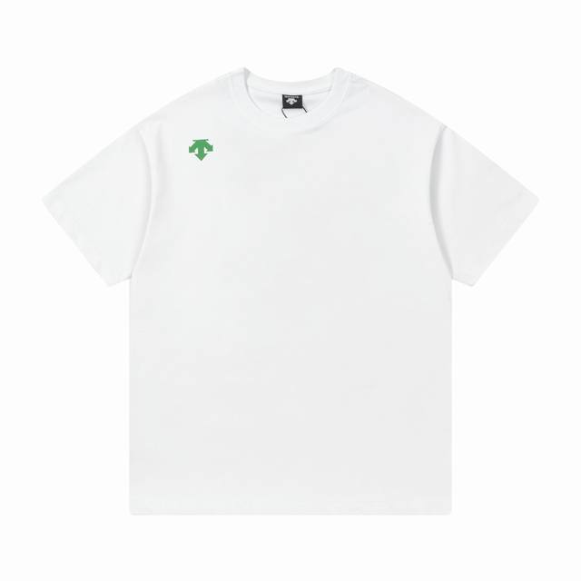 2016# 高版本 迪桑特 Descente 采用280G专用双纱厚重面料 采用进口康丽机直喷白癦印花工艺 宽松版型 男女同款 码数：1 2 3 4 颜色:黑色