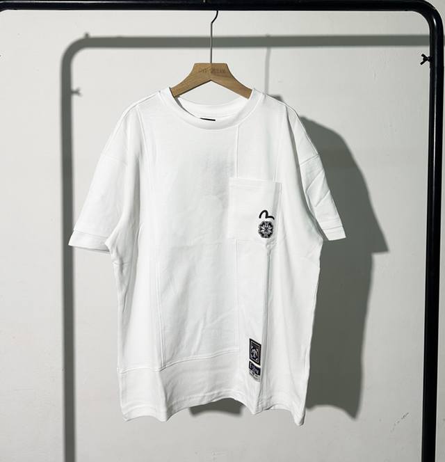 尺码 S M L Xl Xxl 胸围 104 108 112 116 120 衣长 66 67 68 69 70 肩膀 52 53 54 55 56 袖口 40