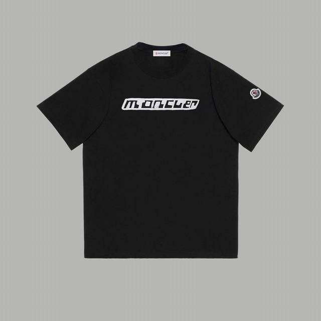 上新款号： Mk1033 Moncler 蒙口 官网同款印花图案 双纱纯棉短袖 早春2025Ss 封条模糊字母印花拼接刺绣小标 - 260G双纱纯棉顶级面料 手