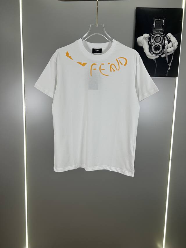 款号:Fd35 Fendi 芬迪 2025夏季新款圆领短袖T恤！ - 260G双纱纯棉顶级面料 手感柔软 百分百纯棉独家出货 定染硫化黑无尘处理面料 -面料：2