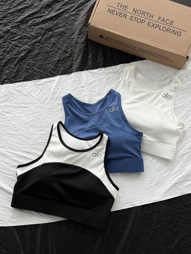 可自由搭配 瑜伽服运动背心 ， 量大从优 码数S-2Xl 温馨提示，女装系列只支持换码不支持退货