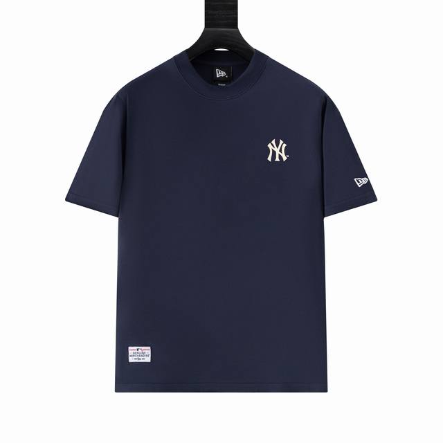 款号Ys119 New Era ×Mlb 纽亦华绣圆领T恤 男女同款，面料260G双纱纯棉！～合身的廓形剪裁，落肩袖设计，简约基础百搭不挑人，上身简洁利落，不起