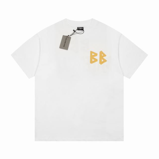 Balenciaga巴黎世家双B印花短袖 宽松版型 采用260克精梳棉双纱 从面料到辅料全部三标齐全跟足Zp 进口松井公司浆料印花绝不开裂 整件做法采用三针五线