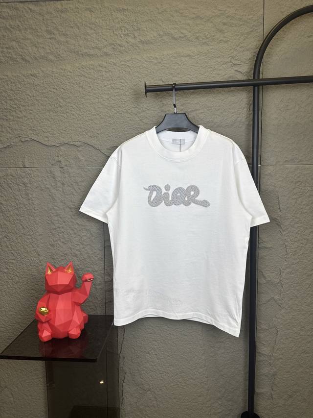 款号 Db008 Dior迪奥 25年新款蛇年限定系列 定制350克纯棉面料 350克1:1配套螺纹 三本针走线 区别市场通货 随意对比 面料：350G 版型：